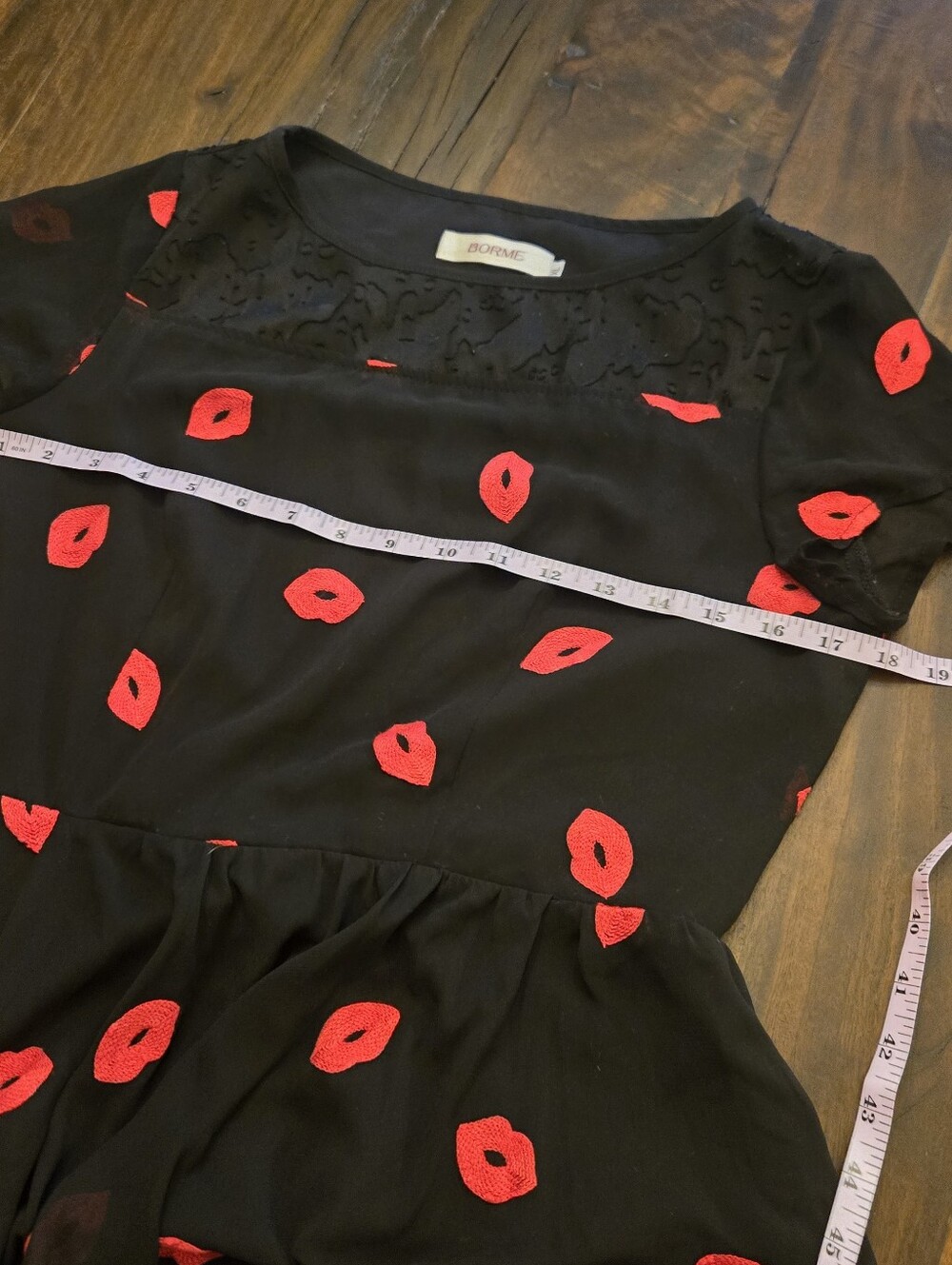 Borme Black Fit & Flare Dress Red Lip Print Lace Yoke Upper Neck XL - Picture 7 of 10